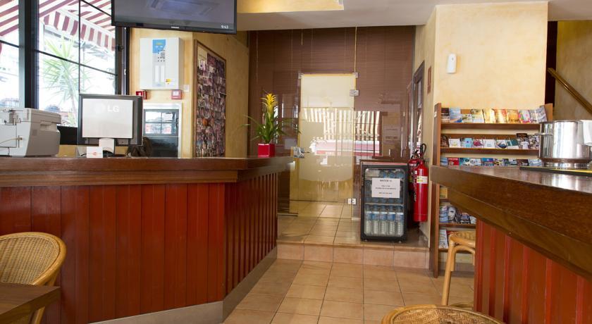 Apartamentos Casa Maria Sant Antoni de Portmany Екстериор снимка